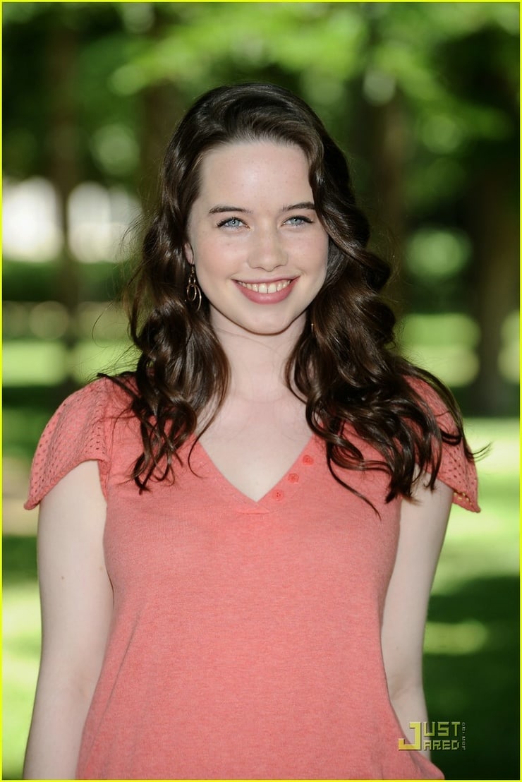 anna-popplewell