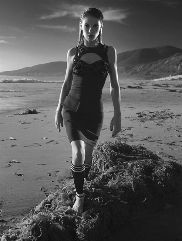 Angela Lindvall