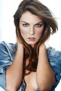 Angela Lindvall