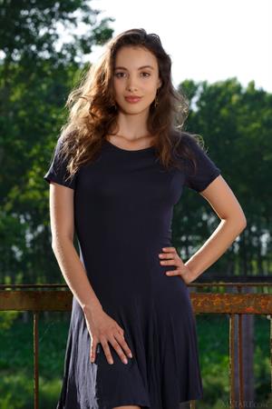 Calypso Muse Pictures Calypso Muse posing nude outside