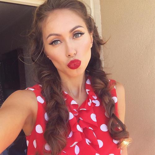 Mirgaeva Galinka taking a selfie