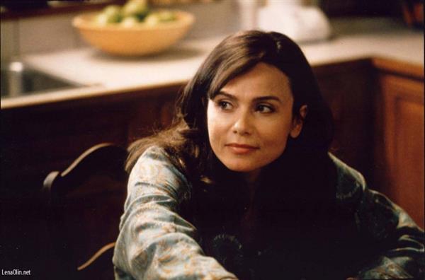 Lena Olin