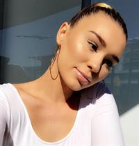 Shani Grimmond taking a selfie