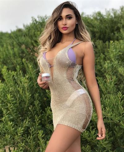 Marona Tanner Pictures Marona Tanner