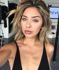 Nadia Mejia taking a selfie