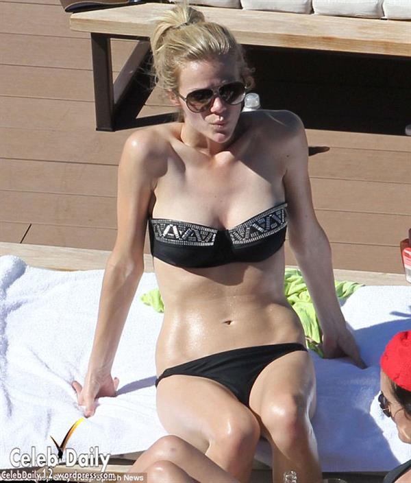 Brooklyn Decker in a bikini