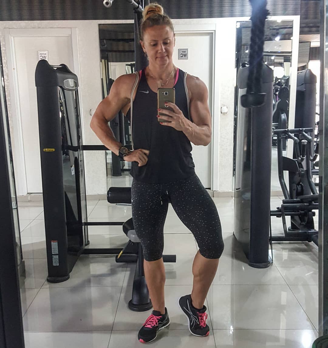 Tatiana Bulut taking a selfie