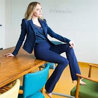 Katrín Lea Elenudóttir