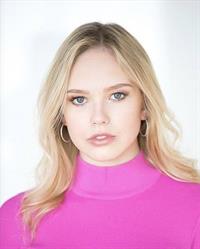 Katrín Lea Elenudóttir