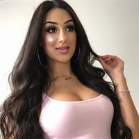 Komal Basran taking a selfie