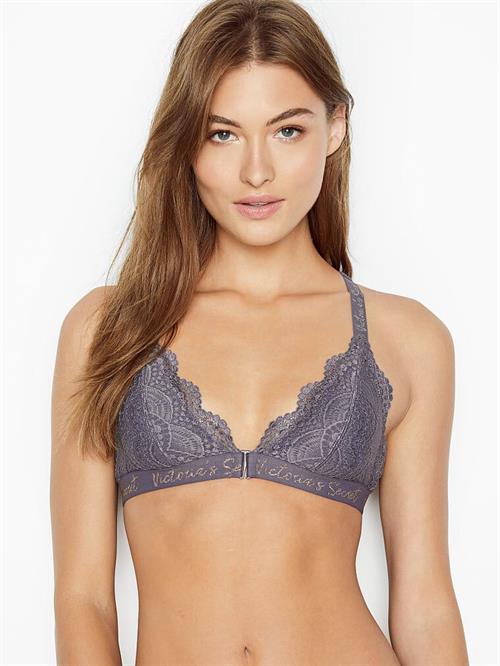 Grace Elizabeth in lingerie