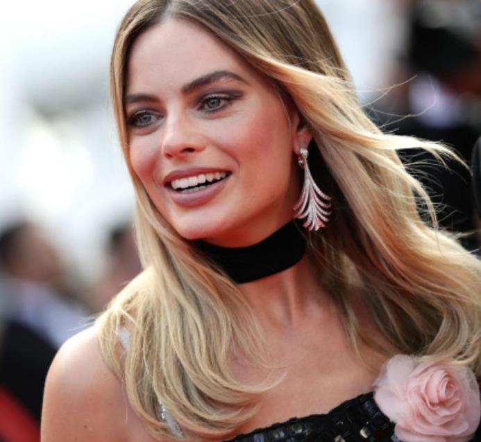 Margot Robbie