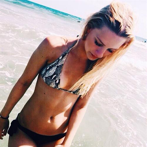 Julia Backlund svahn in a bikini