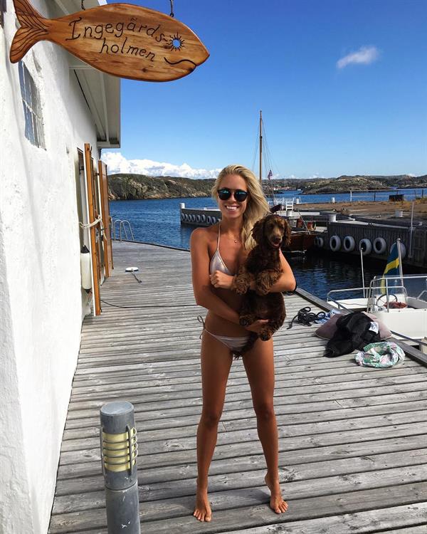 Victoria bath in a bikini