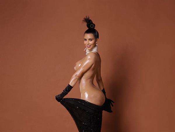 Kim Kardashian porn collection of nude, naked, topless, and sexy photos showing her pussy, ass, and boobs.




