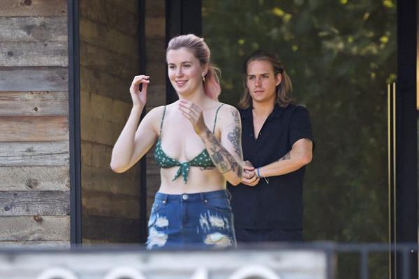 Ireland Baldwin sexy in a bikini top seen by paparazzi showing some nice cleavage.








