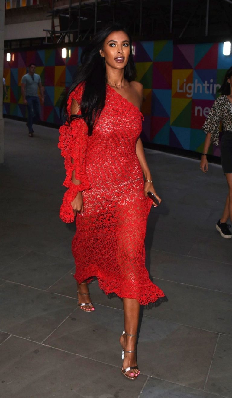Maya Jama sexy ass in a see through dress seen by paparazzi.
















