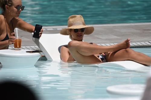 Natalie Jayne Roser Bikini Pictures Natalie Roser in a sexy ass bikini by the pool seen by paparazzi.