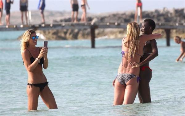 Paola Egonu caught topless at the beach with her nude boobs exposed seen by paparazzi with Francesca Piccinini and Jovana Stevanovic.



















