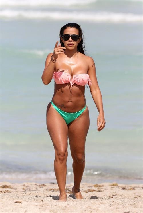 Vida Guerra in a bikini