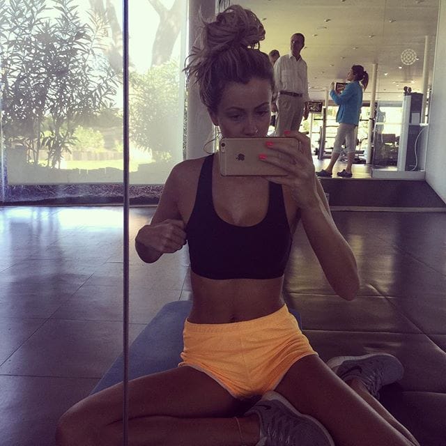 Olivia Attwood taking a selfie