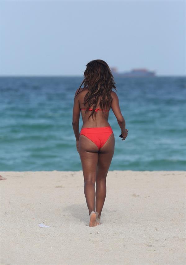 Claudia Jordan - ass