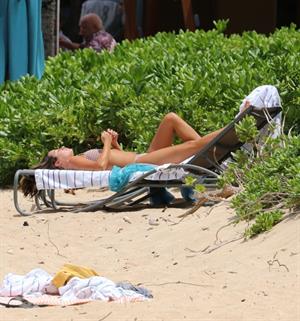 Lea Michele sexy ass in a bikini seen at the beach by paparazzi.











