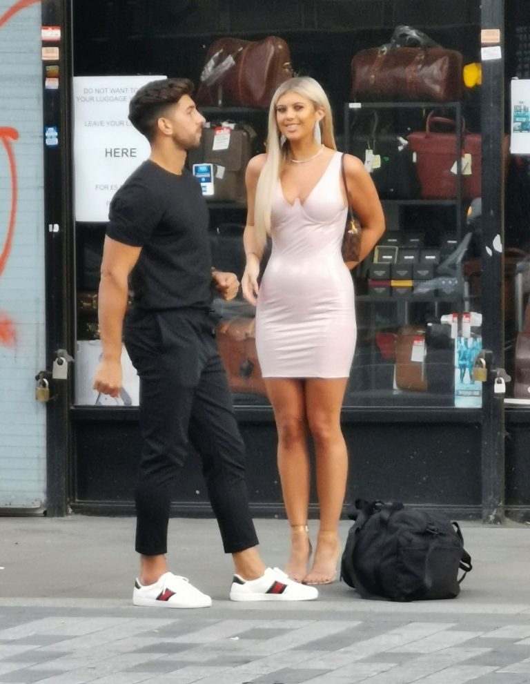 Belle Hassan wardrobe malfunction as the ass of her dress rips she had to call someone to sew it seen by paparazzi.




