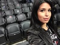 Lainie Love taking a selfie