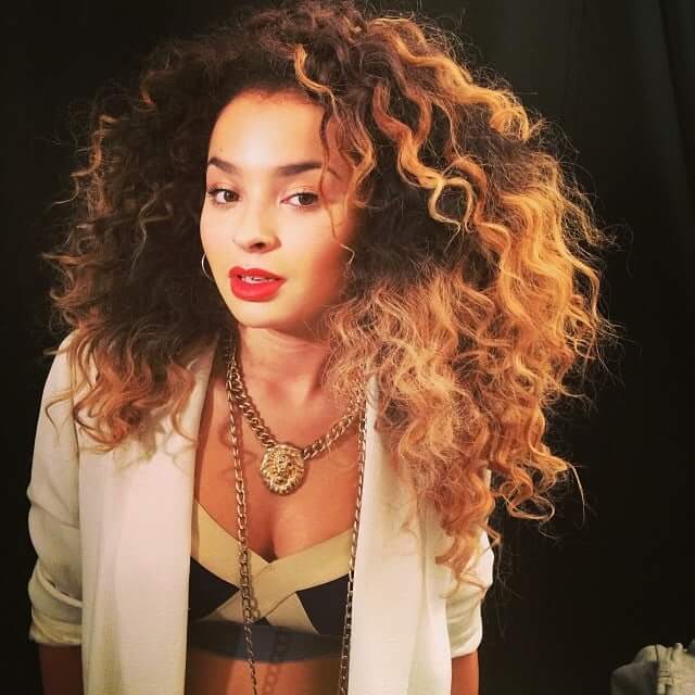 ella-eyre