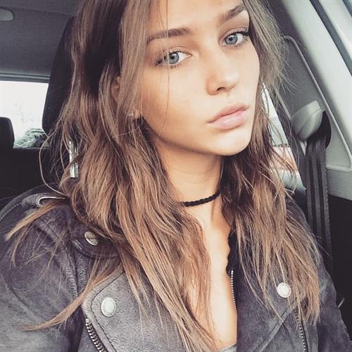 Rachel Cook taking a selfie