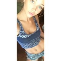 Rachel Cook taking a selfie