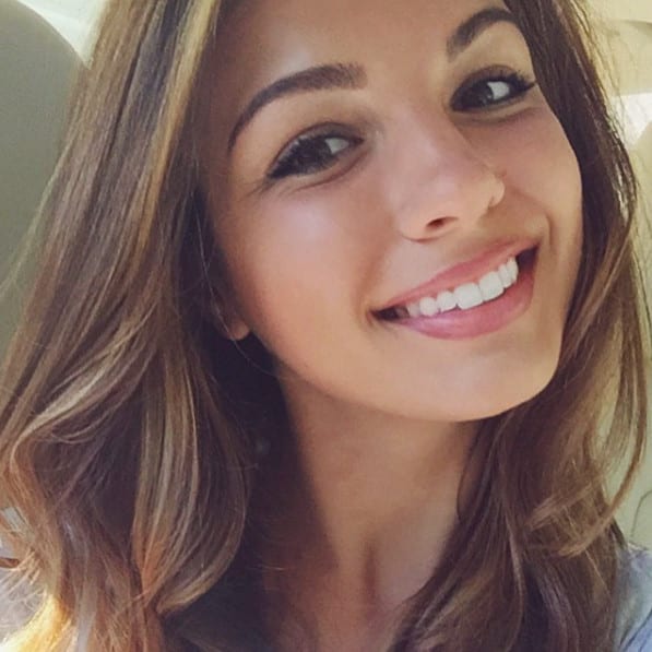 Jessica Ashley taking a selfie