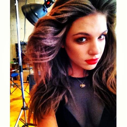 Jessica Ashley taking a selfie