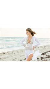 Nina Agdal Pictures Nina Agdal