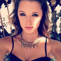 Alyssa Arce taking a selfie