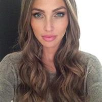 Simone Villas Boas taking a selfie