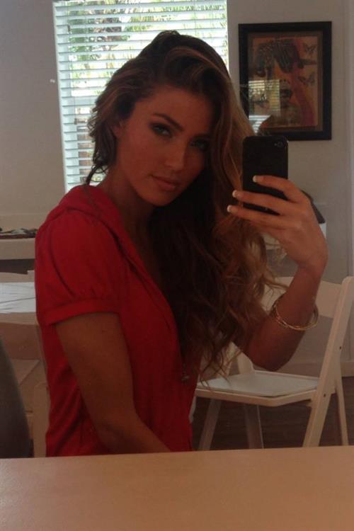 Simone Villas Boas taking a selfie