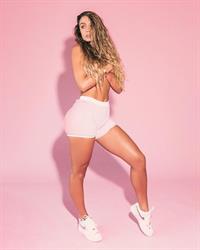 Sommer Ray topless new photo shoot with her hair covering her nude boobs.





