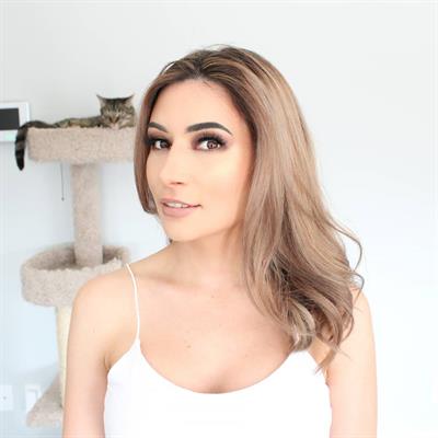 Alinity Divine