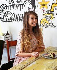 Zoe Sugg