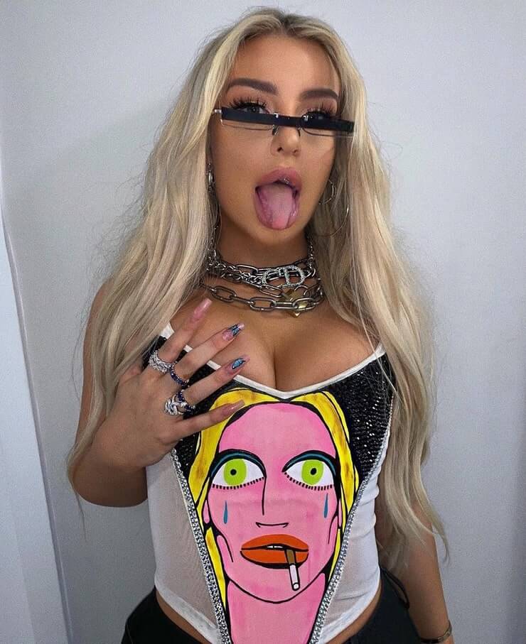 Tana Mongeau