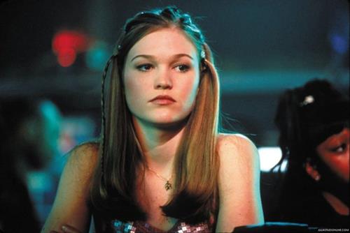 Julia Stiles
