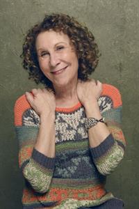 Rhea Perlman