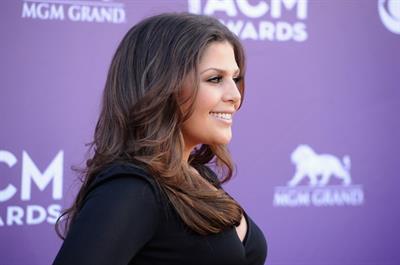 Hillary Scott (Singer)