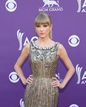 Taylor Swift 48th Annual Academy of Country Music Awards in Las Vegas 4/7/13 
