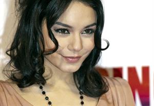 Vanessa Hudgens  Spring Breakers  Rome premiere 2/22/13  