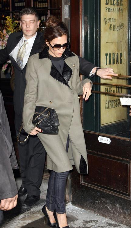 Victoria Beckham - Night out in New York City (10.02.2013) 
