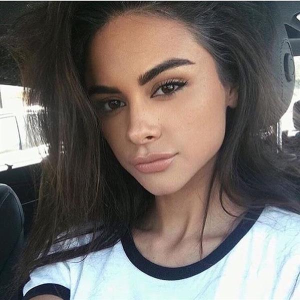 Sophia Miacova taking a selfie