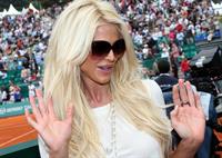 Victoria Silvstedt Lunches at the Monte-Carlo Country Club in Monaco (April 19, 2013) 